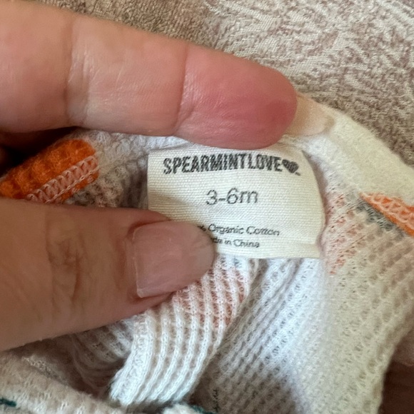 Spearmint Love Organic Waffle Sleeveless Zip Romper, Oranges 3-6 Month - Picture 6 of 6